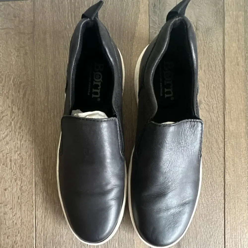 Born Morgan Leather Slip On Sneakers Black Pull Tab Round Toe Men Size 9.5